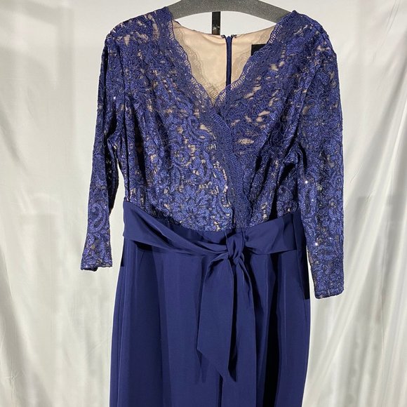 Dress - Alex Evenings - Picture 1 of 4